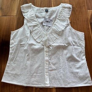 American Eagle Outfitters White Ruffled V-Neck Button-Front Tank 100%cotton NWT